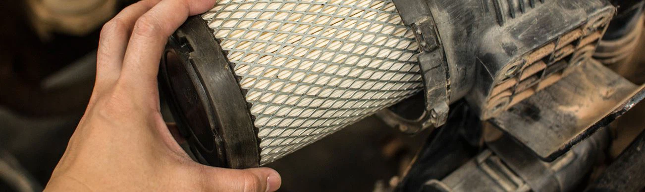 Metode penggunaan filter udara forklift